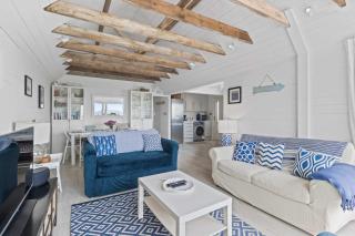 Seashells-Stylish Coastal Living - Pevensey - 2