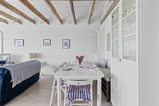 Seashells-Stylish Coastal Living - Pevensey - 1