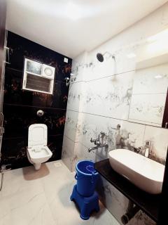 Hotel Raj Heights - Solapur - 2