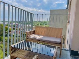 Premium Apartment with Balcony & Free Parking - Vienne - 0