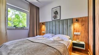 Pine Apartments, Sun & Snow - 9