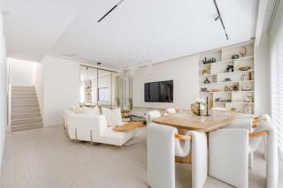 Luxury Villa with Pool and Garden 4BR The Springs - 9