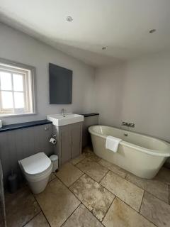 Thornton Manor - Holiday Cottages and Apartments - Heswall - 3