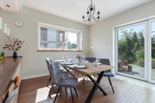 Stylowe Apartamenty na Wybrzeżu Niedaleko Plaży w Chłapowie by Noclegi Renters - Władysławowo - 2