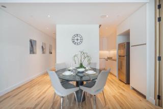 StayShort - Stylish JBR Apartment Sleeps 4 with Marina Views - 3