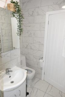Large Flat in Southampton - Southampton - 1