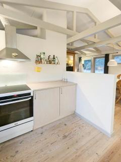 Family Beach House - Marielyst - 1