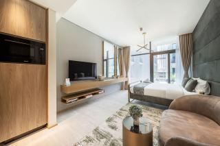 Airstay - Sleek Studio - Pool Views - JVC - Monthly Offer Available - 3