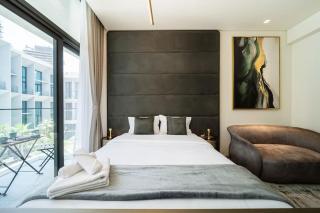 Airstay - Sleek Studio - Pool Views - JVC - Monthly Offer Available - 1