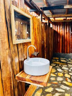 Kasana Lake House - Isunga - 2