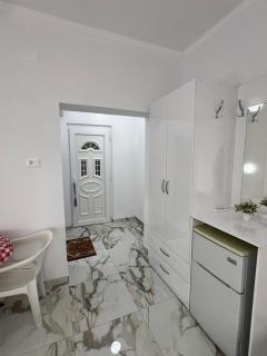 Guesthouse NA - Durazzo - 6