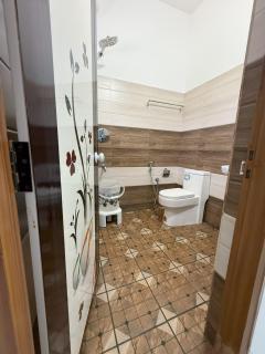 SRI Villa Rooms in Wayanad - Family Villa Stay with Mountain views - Vayittiri - 3
