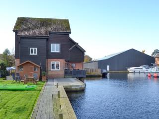 Davids Island - Wroxham - 8