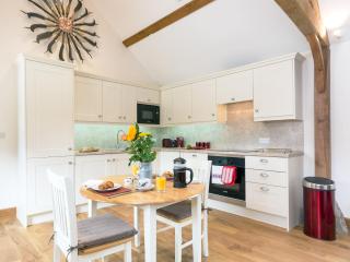 The Old Dairy-Ukc2112 - Royal Wootton Bassett - 4