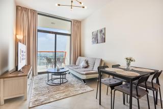 One Bedroom Apartment in Binghatti Avenue by The S Holiday Homes - 5