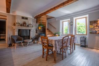 Appart Authentique et Confortable - Valderoure - 0