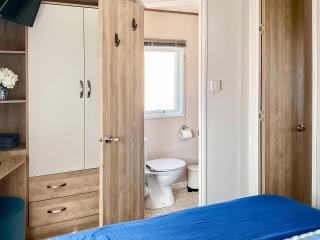 Seaside Jollys - Blue Anchor - 1