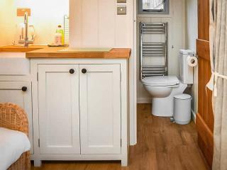 Helens Shepherds Hut - Enford - 6