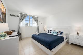 Bright Stylish 2BR Condo Stunning View Of Ocean - Sunny Isles Beach - 7