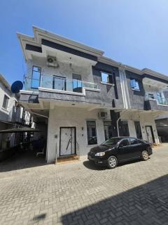 The D3 Luxe Residence - Ikota - 5