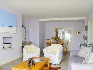 Seashore Apartment - Sandgate - 7