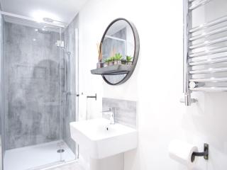 Maple Lodge - Corsham - 4