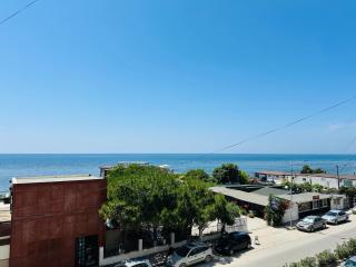 Central Sea View Escape Durres - 3