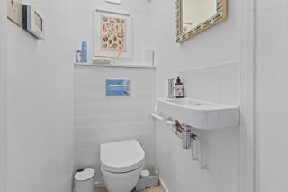 Seashells-Stylish Coastal Living - Pevensey - 9