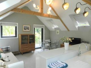 Priory Barn - Freshwater - 9