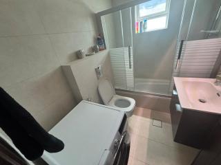 Stylish 3 Bedroom Apartment in Prime Amman Location - Amman - 8