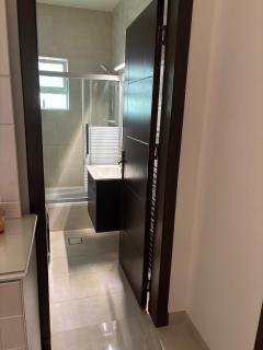 Stylish 3 Bedroom Apartment in Prime Amman Location - Amman - 2