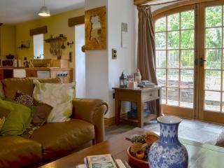 Hen Dy Goits - Llangadwaladr - 7