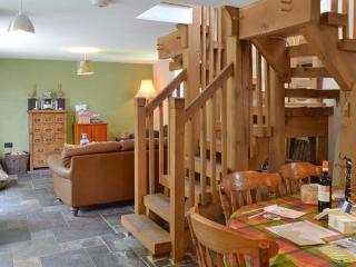 Hen Dy Goits - Llangadwaladr - 3