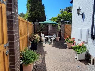 Laurel Cottage - Sway - 3