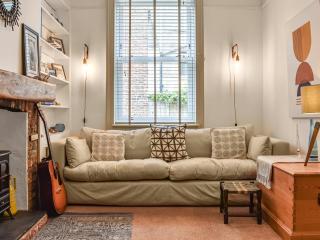 Seaside Cottage - Whitby - 8
