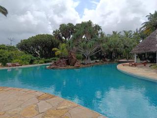 THREE BEDROOM VILLA Kilimandogo Residence - Malindi - 4