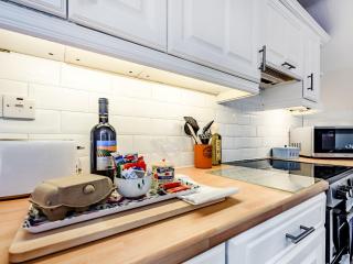 Studio Cottage - Treffynnon - 2
