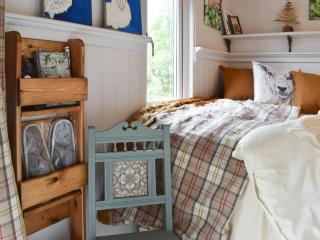 Spruce Shepherds Hut - Wilmslow - 4