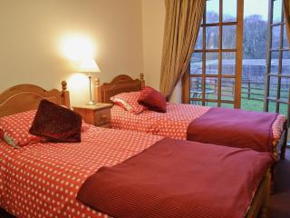 Dilys - 19076 - Carew - 5