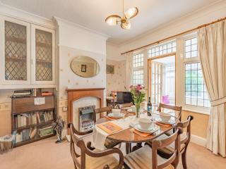 15 Elms Road - Bare - 2