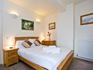 2 Fishermans Loft - Brixham - 8