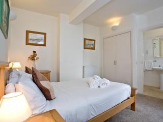 2 Fishermans Loft - Brixham - 1