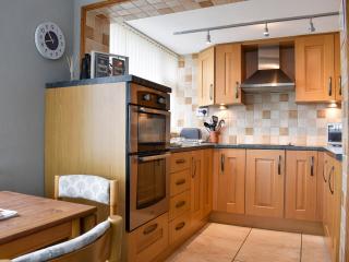 Dolphin Cottage - Grange Over Sands - 3