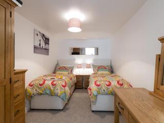 One Beckside Cottage - Staithes - 2
