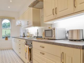 1 School Cottage - Troutbeck Bridge - 6