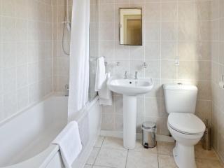 Weetwood Lodge - Kelsall - 5