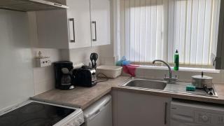 Cosy 3-Bed Bolton Retreat - Parking & Pet-Friendly - Bolton - 8