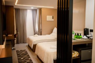 Skyluxe Hotel - Odiongan - 5