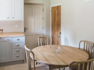 Gardeners Cottage - Saltmarshe - 7