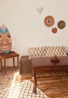 Banana beach house with garden! - 3